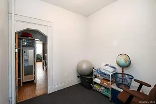 60-64 54th Pl, Maspeth, NY 11378 - Photo 31