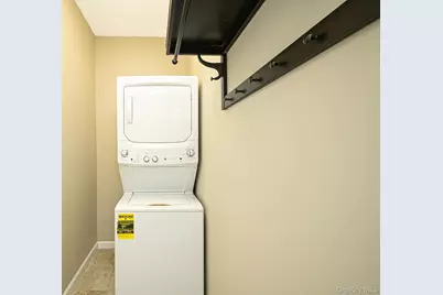 463-465 Main St #A, Islip, NY 11751 - Photo 13