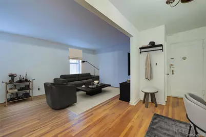 67-12 Yellowstone Boulevard #D9, Forest Hills, NY 11375 - Photo 33