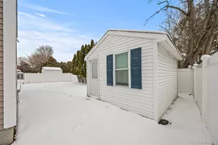 12 Ross Ave, Melville, NY 11747 - Photo 37