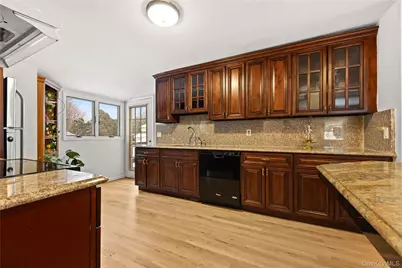 12 Ross Avenue, Melville, NY 11747 - Photo 7