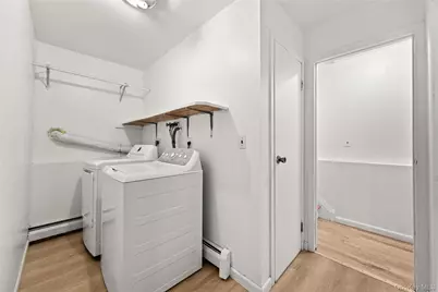 12 Ross Avenue, Melville, NY 11747 - Photo 33