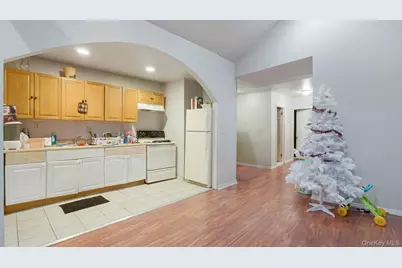 13421 233rd Street, Rosedale, NY 11422 - Photo 13