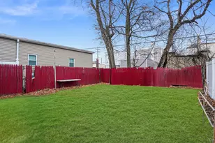 134-21 233rd St, Rosedale, NY 11422 - Photo 11