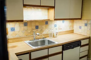 4 Trevor Lake Dr, Congers, NY 10920 - Photo 9