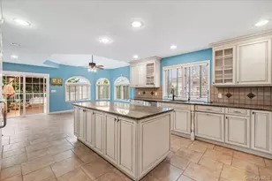 2495 Navy Pl, Bellmore, NY 11710 - Photo 9