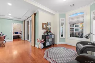 365 Trotting Ln, Westbury, NY 11590 - Photo 13