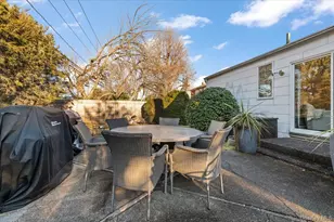 29 Joyce Ln, Woodbury, NY 11797 - Photo 23