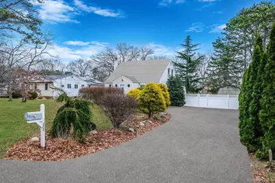 287 Central Avenue, Bohemia, NY 11716 - Photo 3