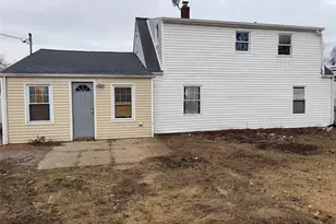 664 Bryant St, Westbury, NY 11590 - Photo 21