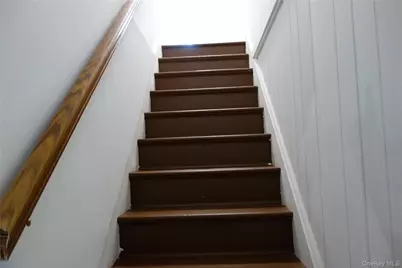 664 Bryant Street, Westbury, NY 11590 - Photo 15