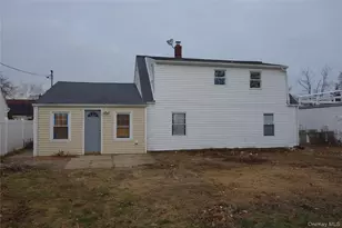 664 Bryant St, Westbury, NY 11590 - Photo 5