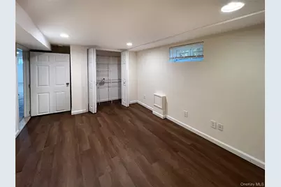 122 Miller Road, Hicksville, NY 11801 - Photo 23