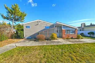 122 Miller Rd, Hicksville, NY 11801 - Photo 29