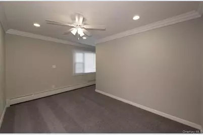 303-3 Robinson Avenue #303-3, Patchogue, NY 11772 - Photo 9