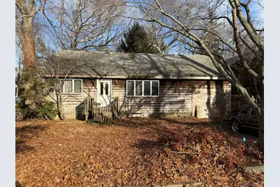 33 Roxbury Street, Huntington Station, NY 11746 - Photo 1
