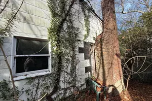 33 Roxbury St, Huntington Station, NY 11746 - Photo 7