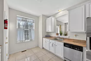 40 Cornwall Ln, Middletown, NY 10940 - Photo 13