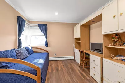 1355 Sally Court, East Meadow, NY 11554 - Photo 15