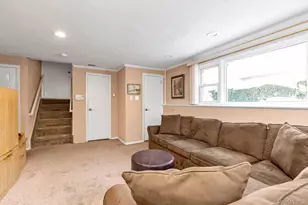 1355 Sally Ct, East Meadow, NY 11554 - Photo 9