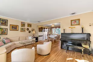 1355 Sally Ct, East Meadow, NY 11554 - Photo 3