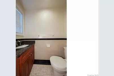 100 Villa D'Est Drive #D-16, Coram, NY 11727 - Photo 7