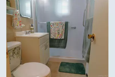 1879 Crompond Road Unit #D15, Peekskill, NY 10566 - Photo 13