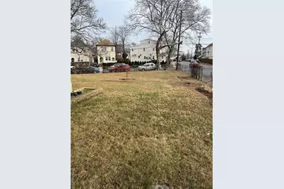 149 W Kingsbridge Road, Mount Vernon, NY 10550 - Photo 21