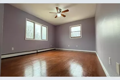 35 Lynwood Drive, Valley Stream, NY 11580 - Photo 7