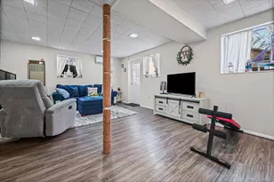 149 Crestwood Blvd, Farmingdale, NY 11735 - Photo 21