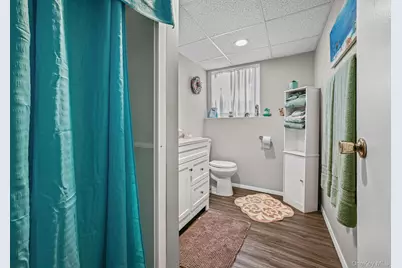 149 Crestwood Boulevard, Farmingdale, NY 11735 - Photo 19