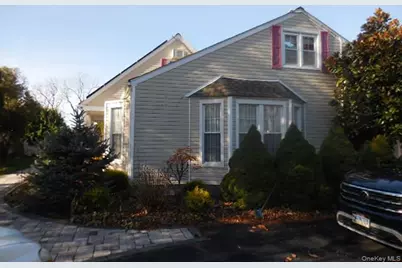 42 Handsome Avenue, Sayville, NY 11782 - Photo 1