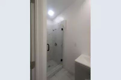 2323 Mott Avenue, Far Rockaway, NY 11691 - Photo 15