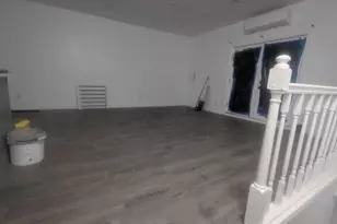 23-23 Mott Ave, Far Rockaway, NY 11691 - Photo 17
