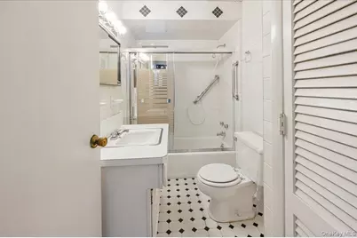 22 Olinda Avenue, Hastings on Hudson, NY 10706 - Photo 9