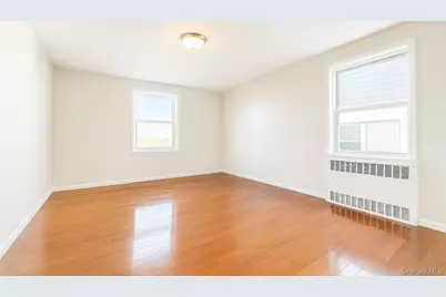 147 37 38th Avenue #C61, Flushing, NY 11354 - Photo 5