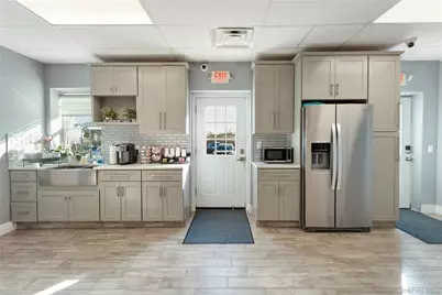 14 Bayville Avenue, Bayville, NY 11709 - Photo 5