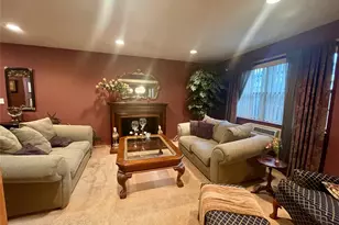 77 Parkside Dr, Suffern, NY 10901 - Photo 3