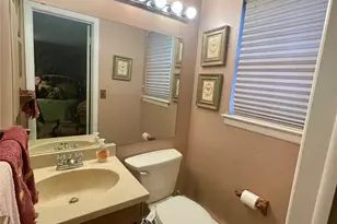 77 Parkside Dr, Suffern, NY 10901 - Photo 11