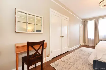 8 Barstow #6-D, Great Neck, NY 11021 - Photo 27