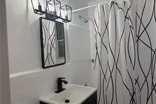 530 Dubois Ave, Valley Stream, NY 11581 - Photo 17