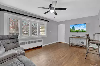 199 August Road, North Babylon, NY 11703 - Photo 7