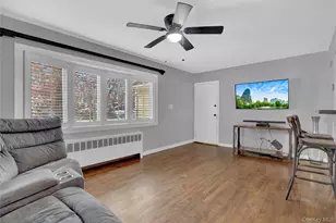 199 August Rd, North Babylon, NY 11703 - Photo 7