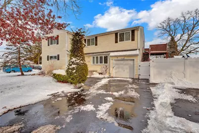 199 August Road, North Babylon, NY 11703 - Photo 3