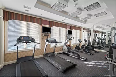 2279 Dalton Drive, Cortlandt Manor, NY 10567 - Photo 37