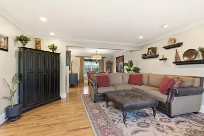 22 Knott Drive, Glen Cove, NY 11542 - Photo 11