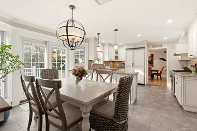 22 Knott Drive, Glen Cove, NY 11542 - Photo 7