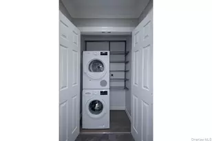 1560 August Rd, North Babylon, NY 11703 - Photo 11