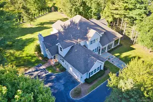 5 Morgan Ln, Locust Valley, NY 11560 - Photo 3