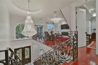 19319 109th Road, Saint Albans, NY 11412 - Photo 11